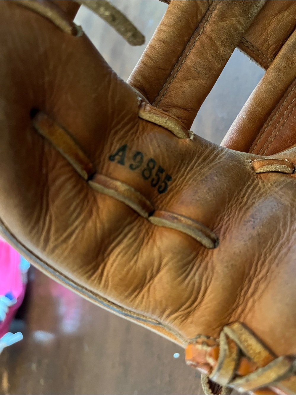 Wilson Softball Glove-A9855 - Picture 3 of 9